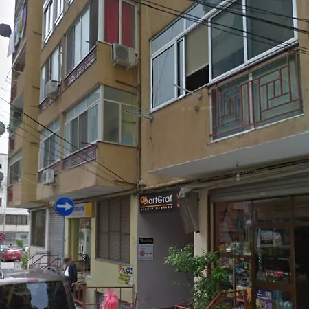 Bani's Cozy Lovely Apartament *